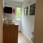 And Renewed 1 Bedroom At Campolide Lisboa