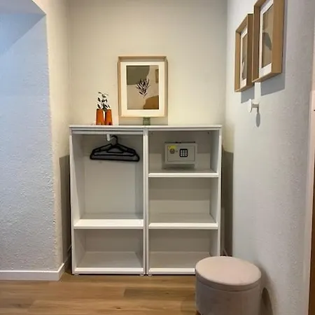 Apartment And Renewed 1 Bedroom At Campolide