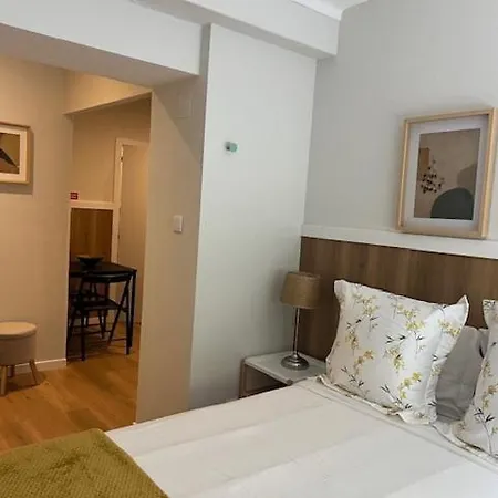 Appartamento And Renewed 1 Bedroom At Campolide Lisbona